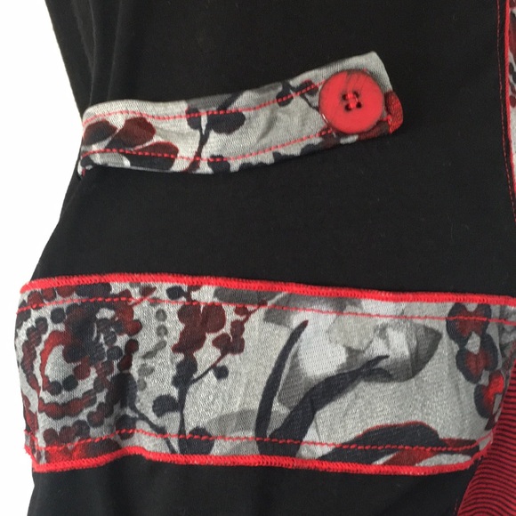 Vex Collection Cowl top black red gray studs! 34 - Picture 5 of 10